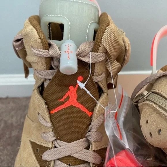 Jordan 6 T. Scott “British Khaki” - Picture 4 of 9
